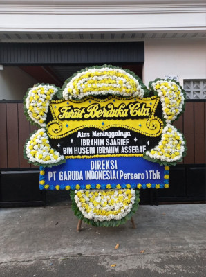 Papan Bunga Duka di Karikil